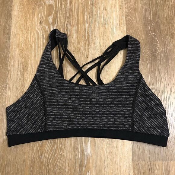 VMMA Fitness Sports Bra Black cross back size S/M - Picture 2 of 7